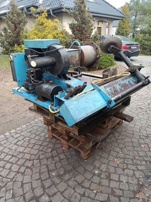 Montażownica do opon ciężarowych i rolniczych