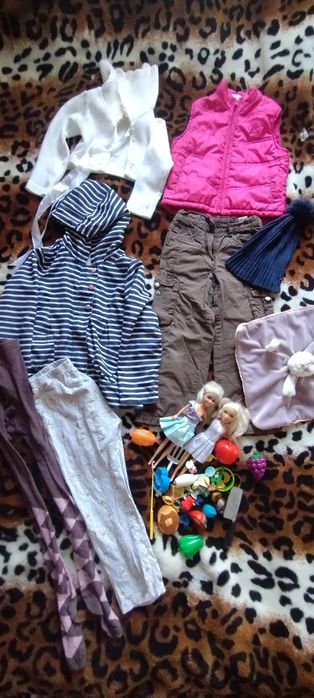 Речі для дівчинки 4 роки