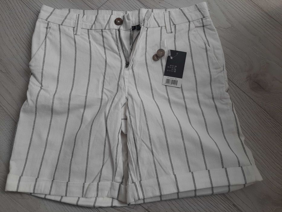 nowe spodenki rozm.36/38