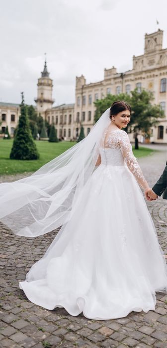 Весільна сукня, А-силует