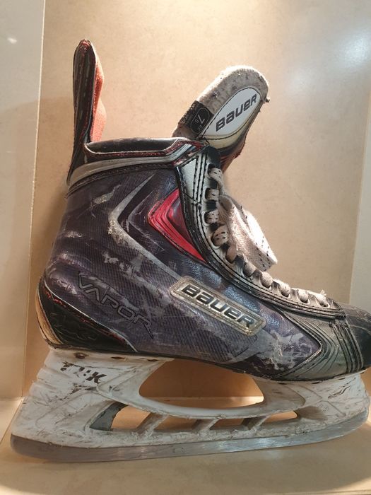 Bauer Vapor Apx2 7.5Ee 42.5 szerokie lyzwy hokejowe