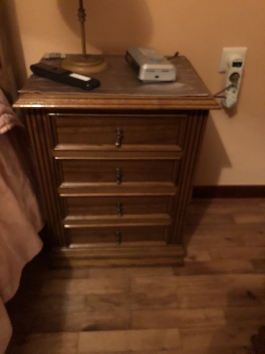 Quarto de casal em castanho