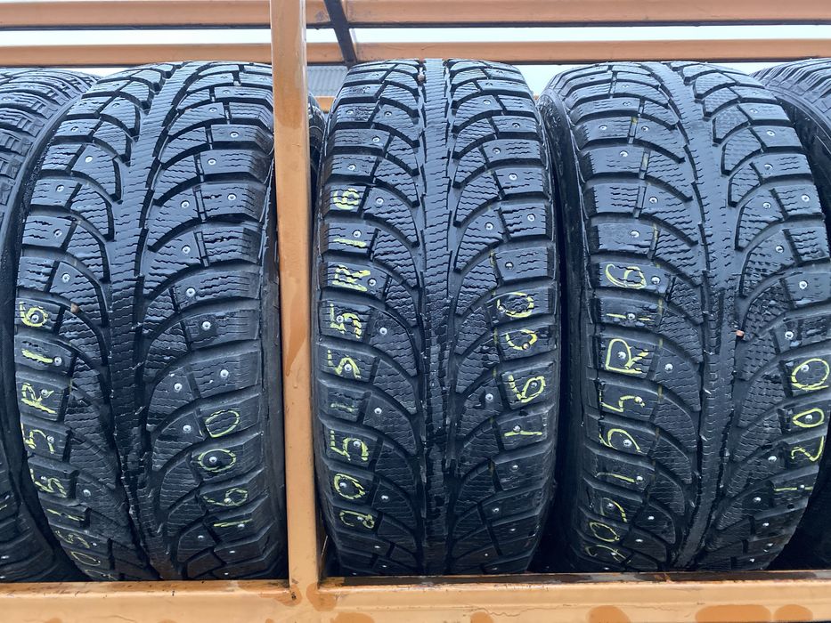 Шини зимові шип б/в 205/55R16 GT Radial Champiro Ice Pro 3шт