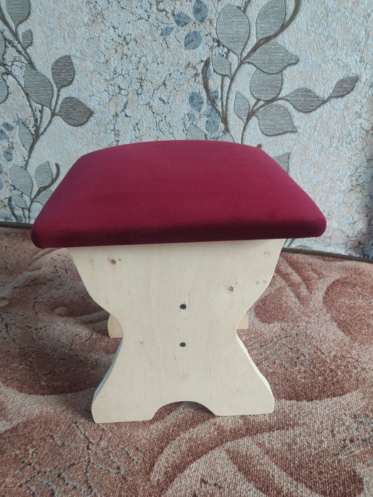 М'ягкий стілець  для дому