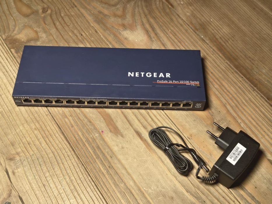 NETGEAR Switch Unmanaged Plus 16xGE - GS116GE