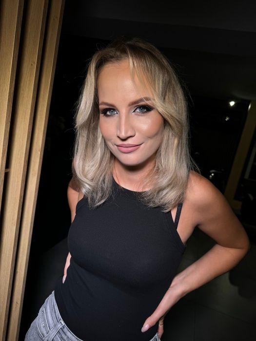 Макияж , прическа визажист днепр выезд на дом