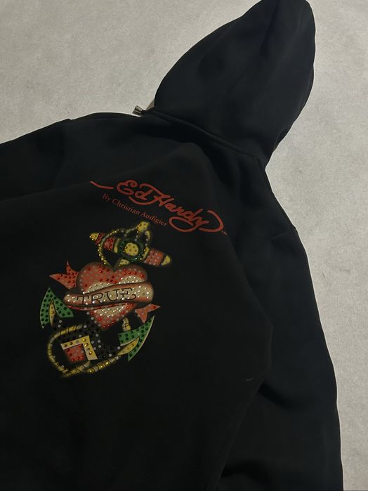 Продам зипку ed hardy