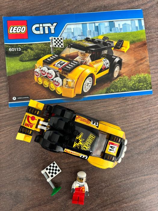 Carro de Rali
[LEGO City Great Vehicles 60 113)