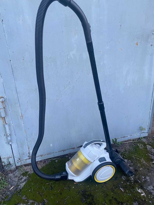 пилосос KARCHER VC 3