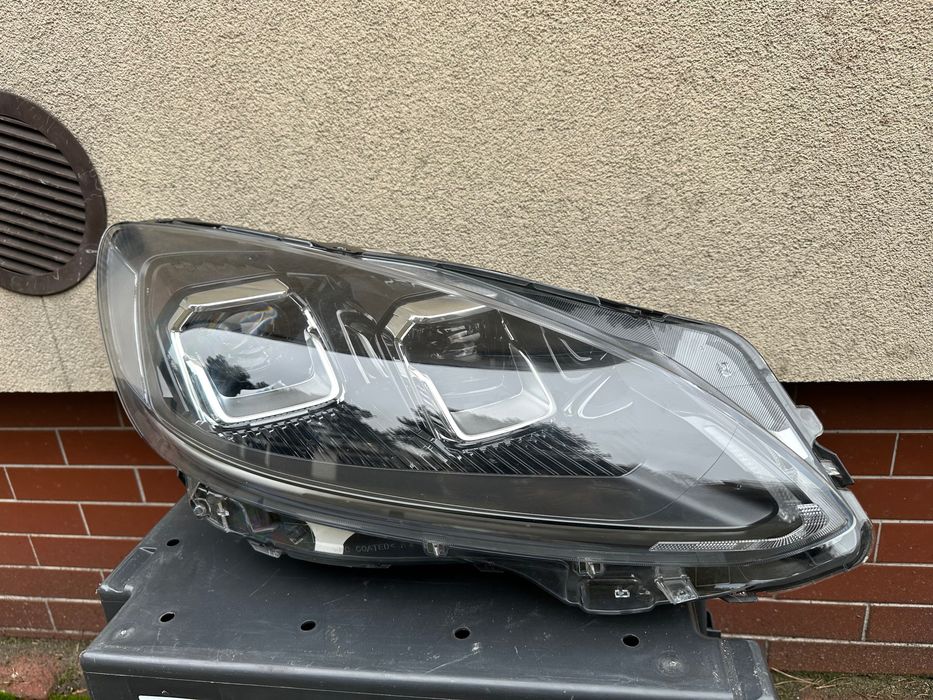 Lampa Ford Kuga MK3 III full led prawa