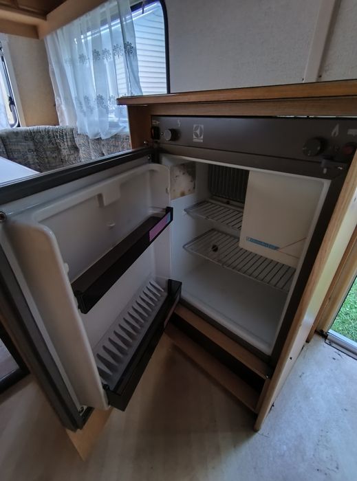 Przyczepa kempingowa Knaus 8104