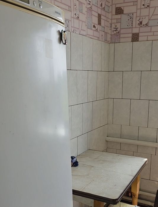 Продам 2 комн квартиру в центр Верхнеднепровска