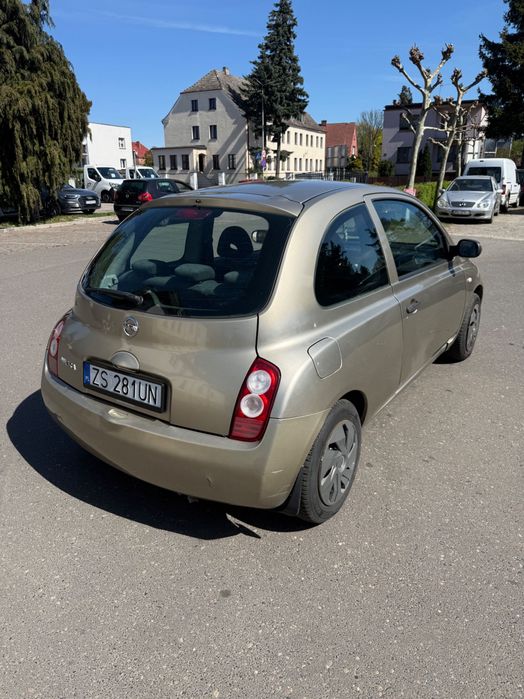 Nissan Micra 1.0 webasto