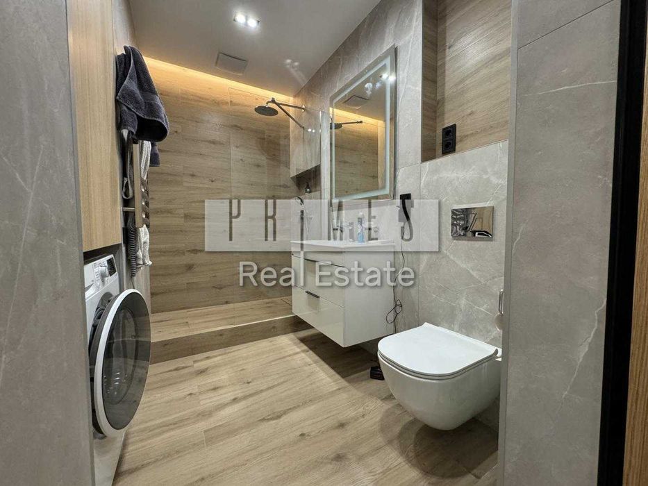 Продаж 2к 45м2 з ремонтом White lines Ужгородський 4/1