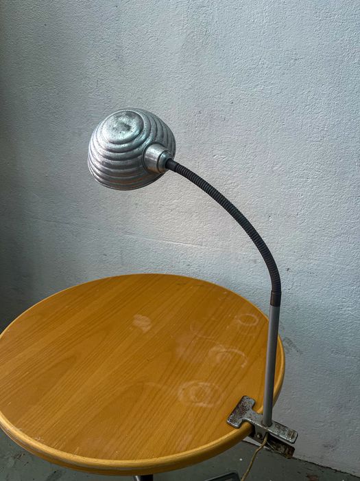 Candeeiro de mesa industrial
