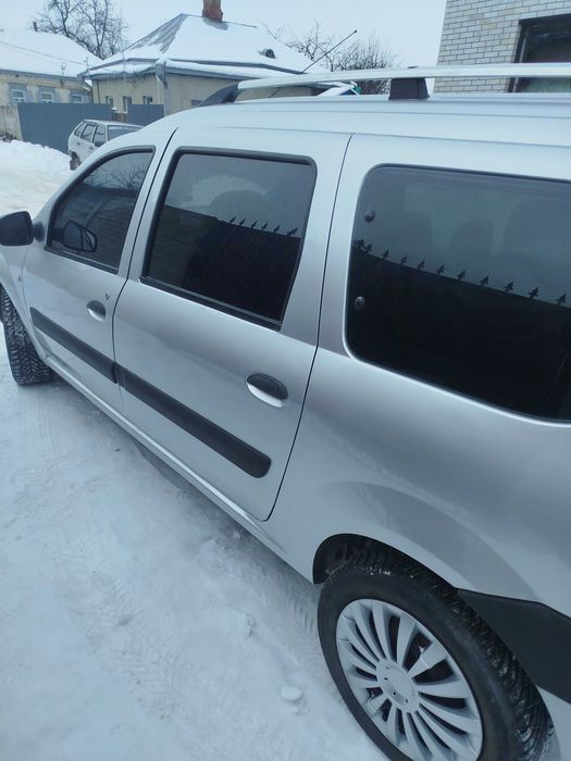 Продам авто дачія логан