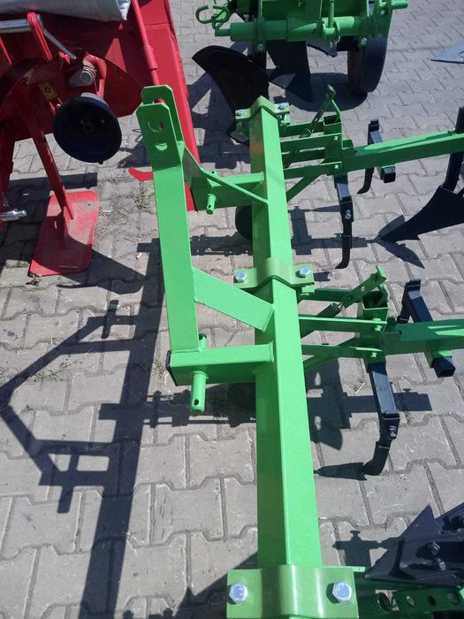 Культиватор міжрядний окучник культиватор междурядный окучивательПольш