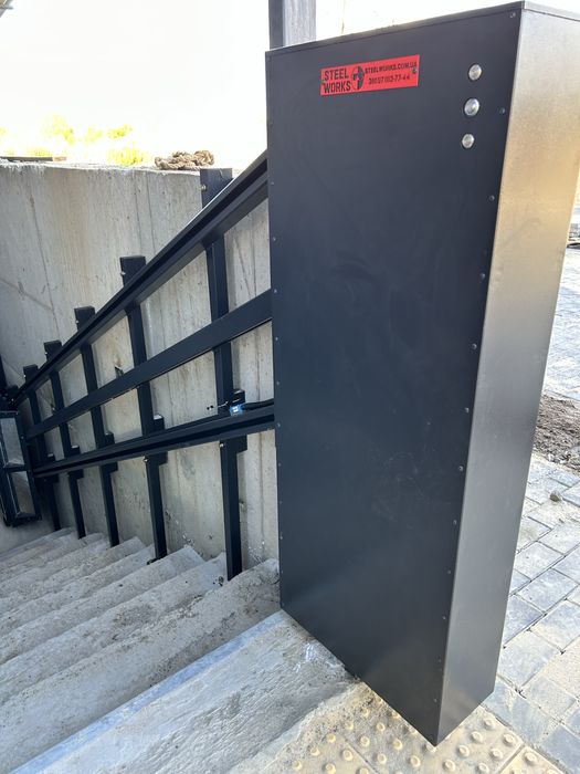 Похилий підйомник для маломобільних груп населення