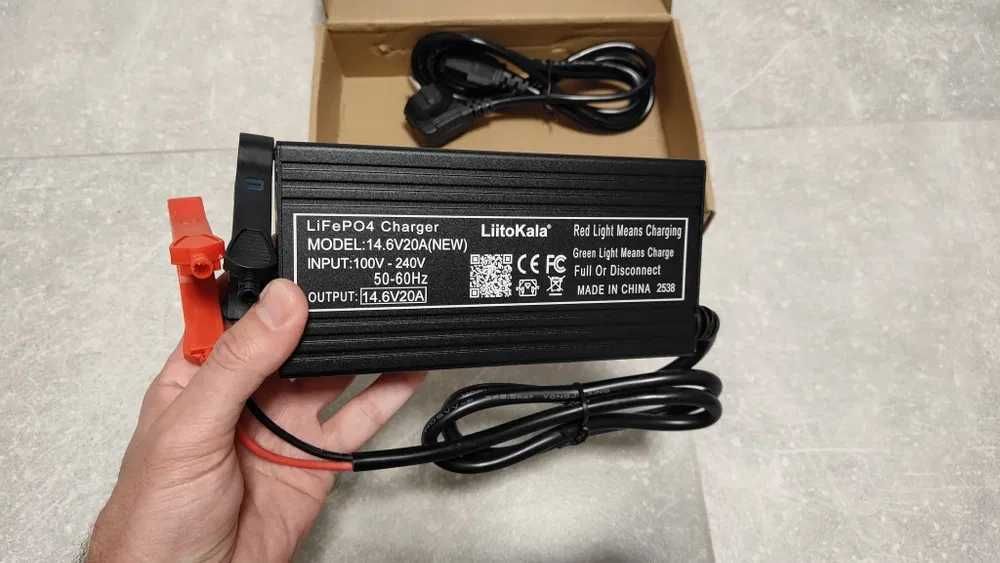 Зарядний пристрій 14.6V 20/60/100A для LiFePo4 Інвертор DatoBoss