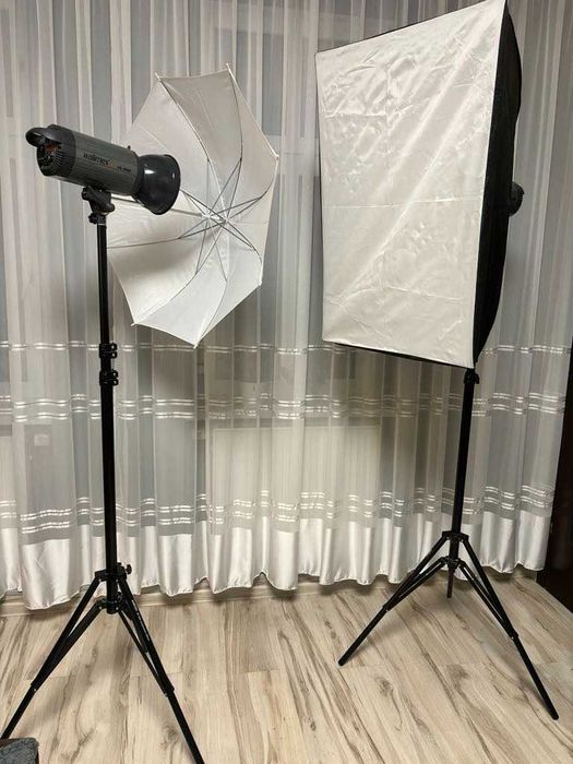 Dwie lampy studyjne Walimex pro VC-300, zestaw