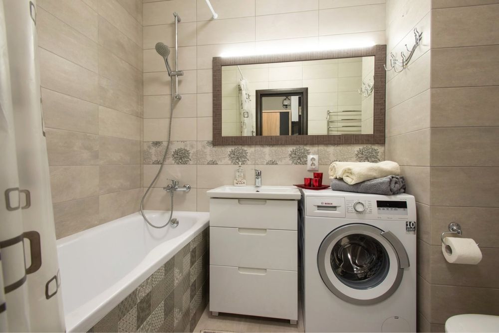 Житло квартира подобово центр новобудова парковка  з балконом АВАЛОН !