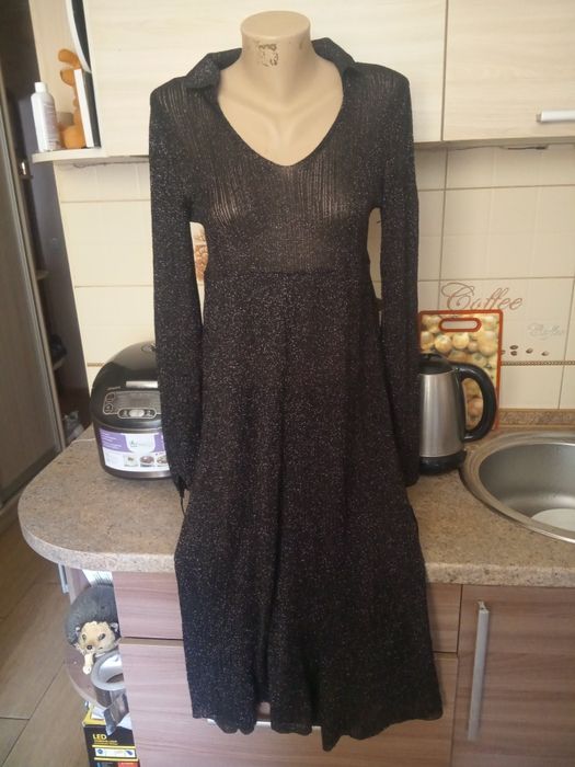 Платье чёрное размер м