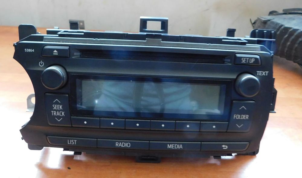 radio oryginalne TOYOTA YARIS III