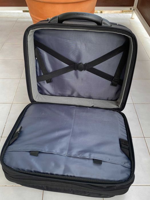 Mala Trolley Executiva – Leve, prática e resistente Targus445990300392499203