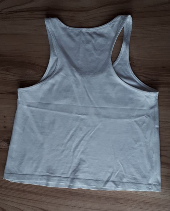 Krótka biała koszulka cropp