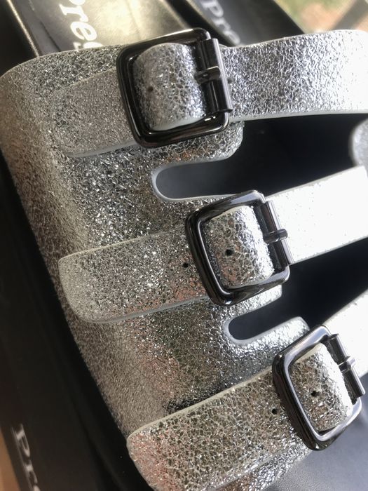 Шльопки кожані бренд Prego