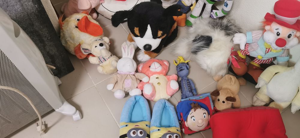 Vendo vários pelos
