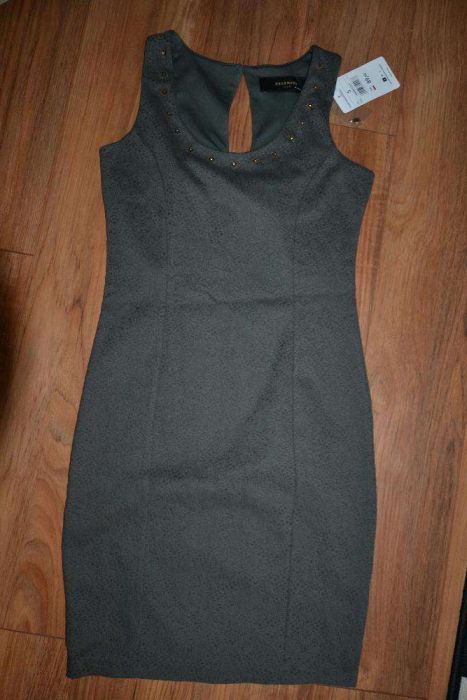 Reserved sukienka roz.S NOWA