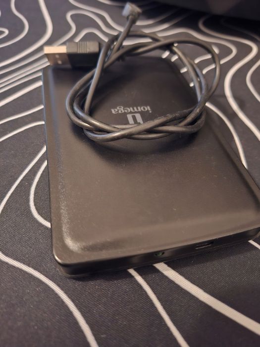 Disco rígido externo portátil Iomega modelo Select 500Gb