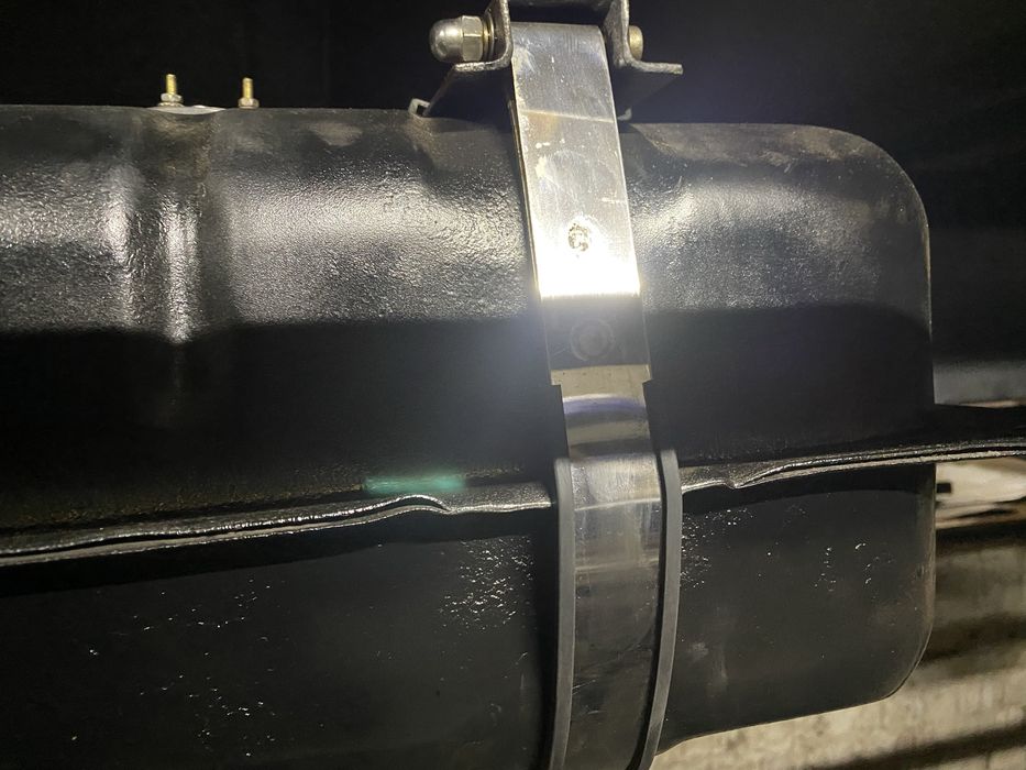Продам ленты на бак газель,кркпления бака соболь с нержавейки