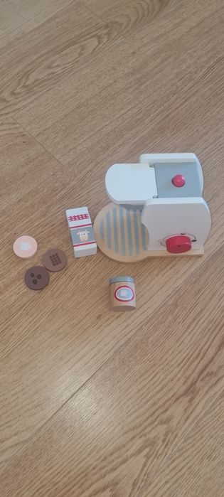 3 kits de cozinha louça, máquina de café e legumes