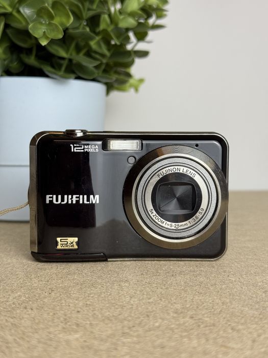 Aparat Cyfrowy Fujifilm AX200 - stan idealny