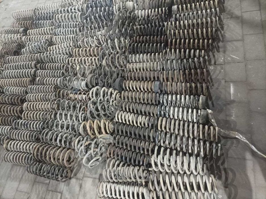 Пружина передня задня на різні моделі авто в описі