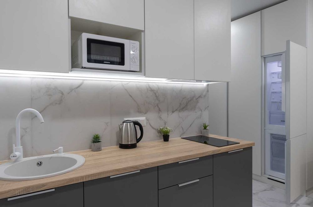 Завжди є світло! Затишна студія з панорамним видом на місто.