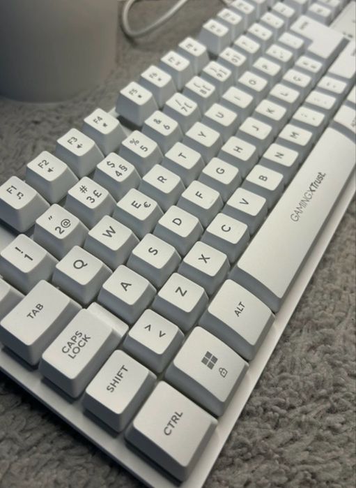 Teclado Gaming Trust RGB