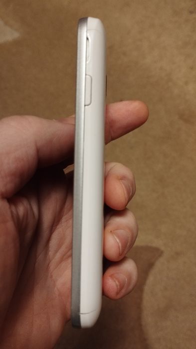 Продам Смартфон Samsung GT-S7262 Galaxy Star Plus White б\у