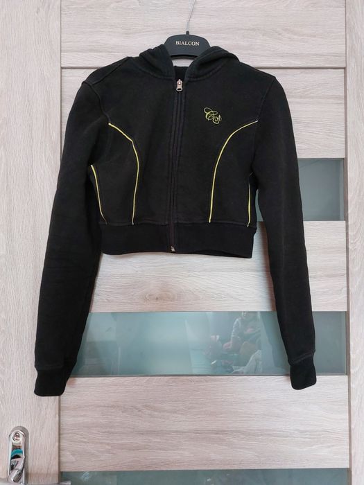 Czarna bluza, krótka - rozmiar S