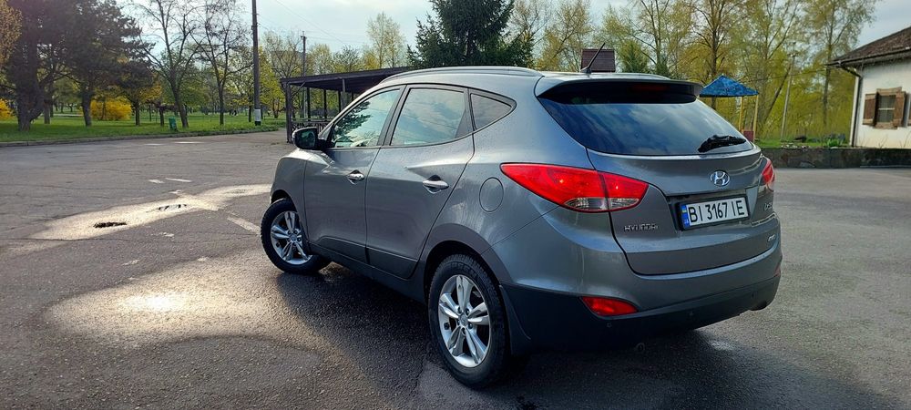 HYUNDAI IX35  2.0 газ/бензин
