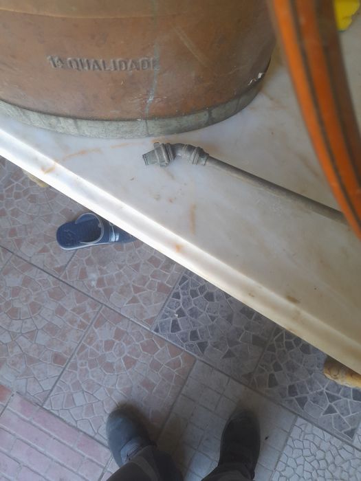 Pulverizador antigo em cobre