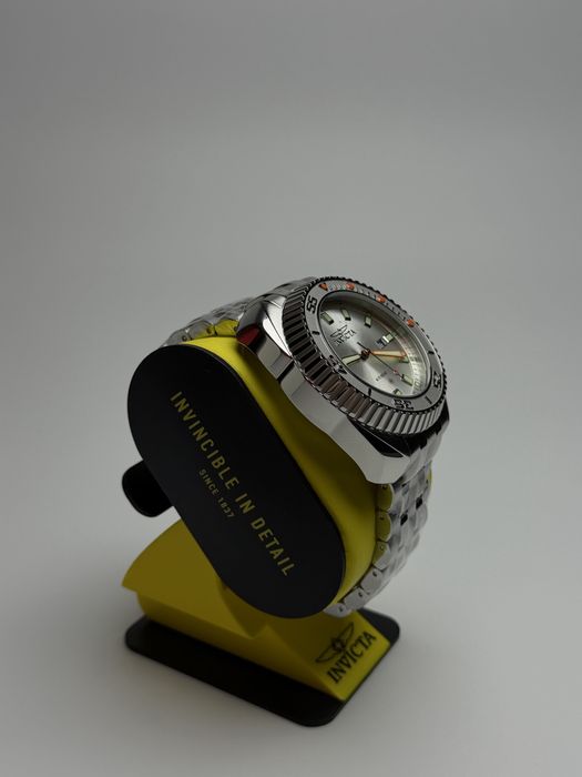 Invicta 49777, чоловічий масивний годинник, інвікта сріблясті