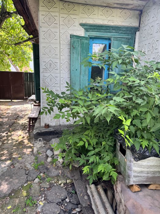 Продається квартира в приватному будинку