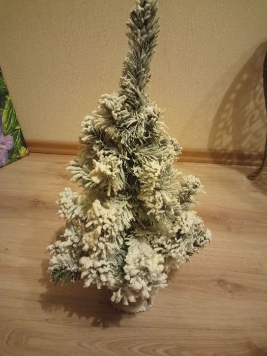 Искусственная елка