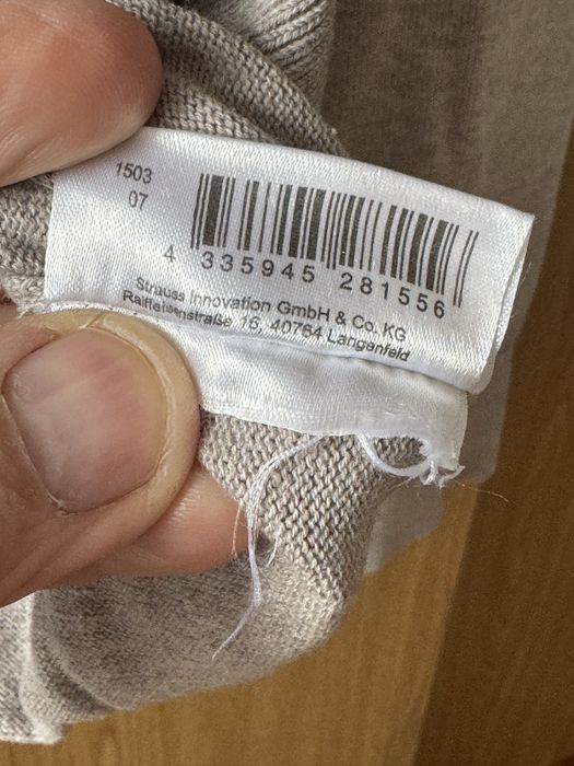 Sweter męski w serek