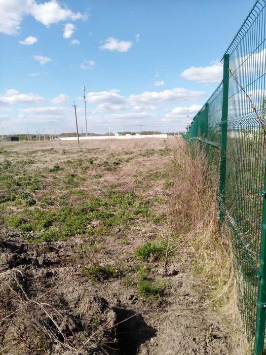 Продаж земельної ділянки під комерційну діяльність
