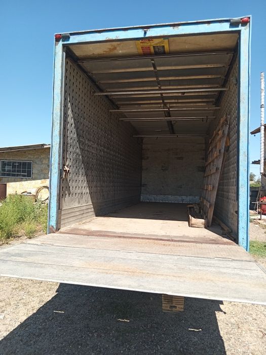 Продам грузовик IVECO 80E21.