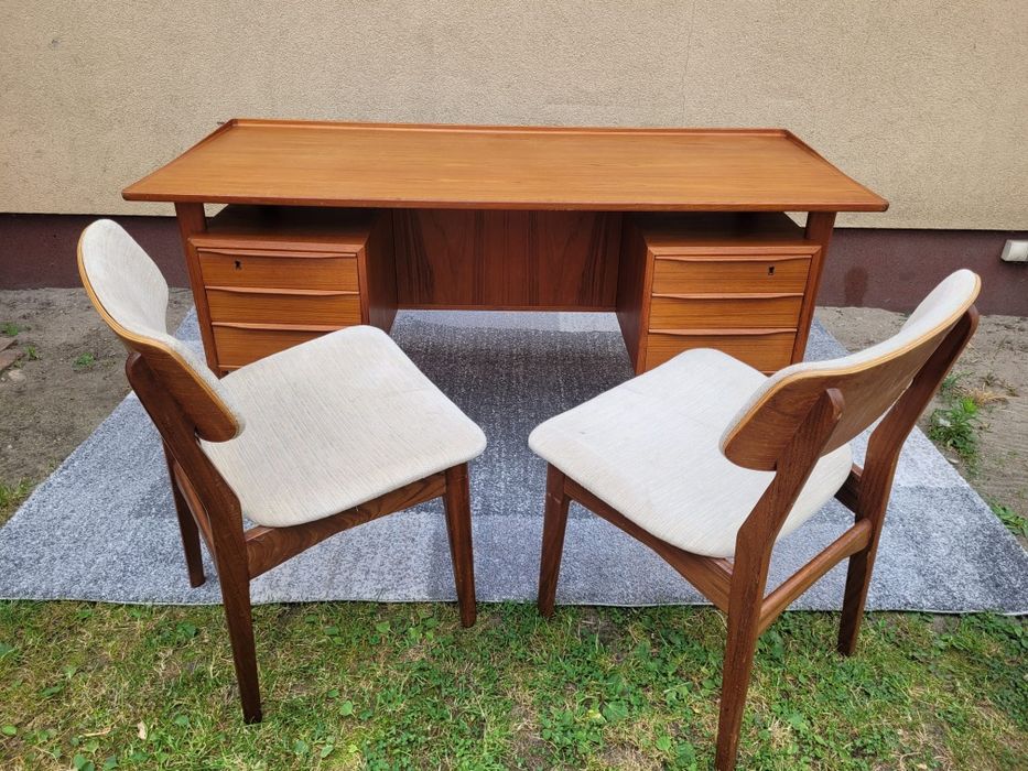 Biurko tekowe, proj. Peter Løvig Nielsen, Dania, lata 60/70